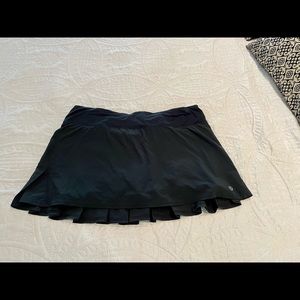 Lulu circuit skirt - great condition!
